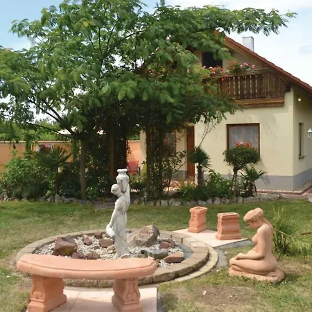 Three-bedroom Holiday In * 扎马迪